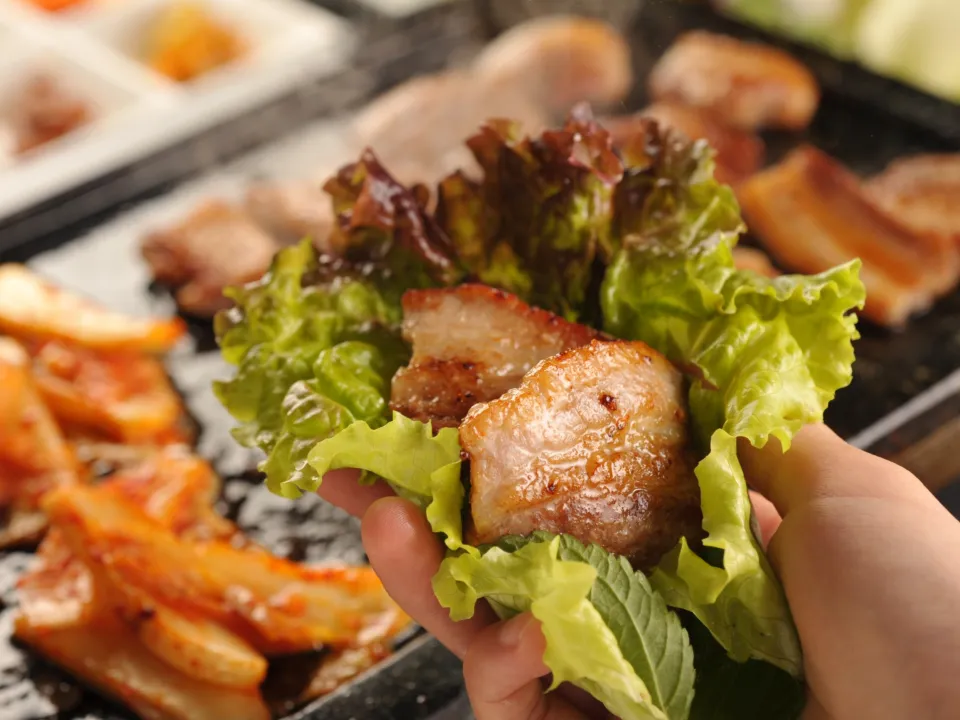 焼肉くるとん タレ焼肉と包み野菜の専門店
